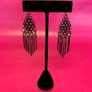 BLACK AND PEWTER BEADED DANGLE EARRINGS
